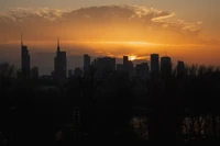 "Piotrek, widziałam UFO". Ta książka to opowieść o świecie warszawskich fantazji