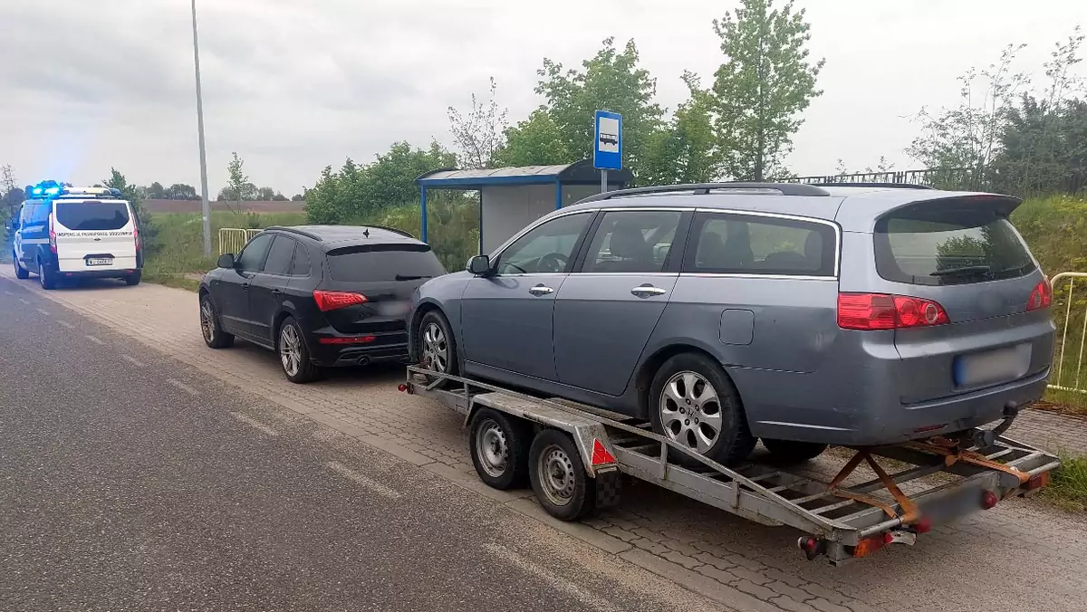 Ciągnął przyczepę-lawetę i nie płacił. To nie wszystko