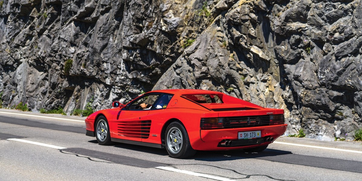 Ferrari Testarossa ucieszy każdego inwestora-kolekcjonera