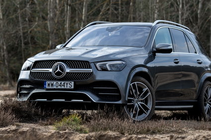 Mercedes GLE: innowacyjny SUV klasy premium, który nie boi się jazdy w terenie