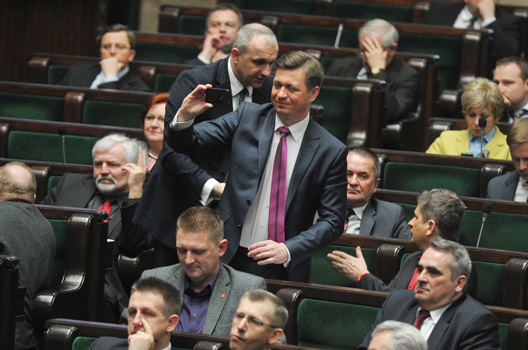 Debata nad wnioskiem o wotum nieufności wobec rządu