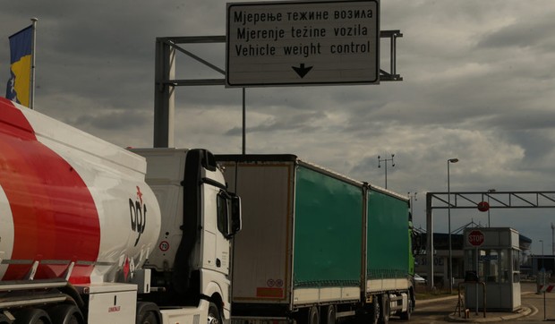 Granični prelaz Rača