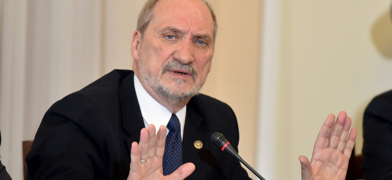 Macierewicz: Celem rosyjskich prowokacji jest podzielenie NATO