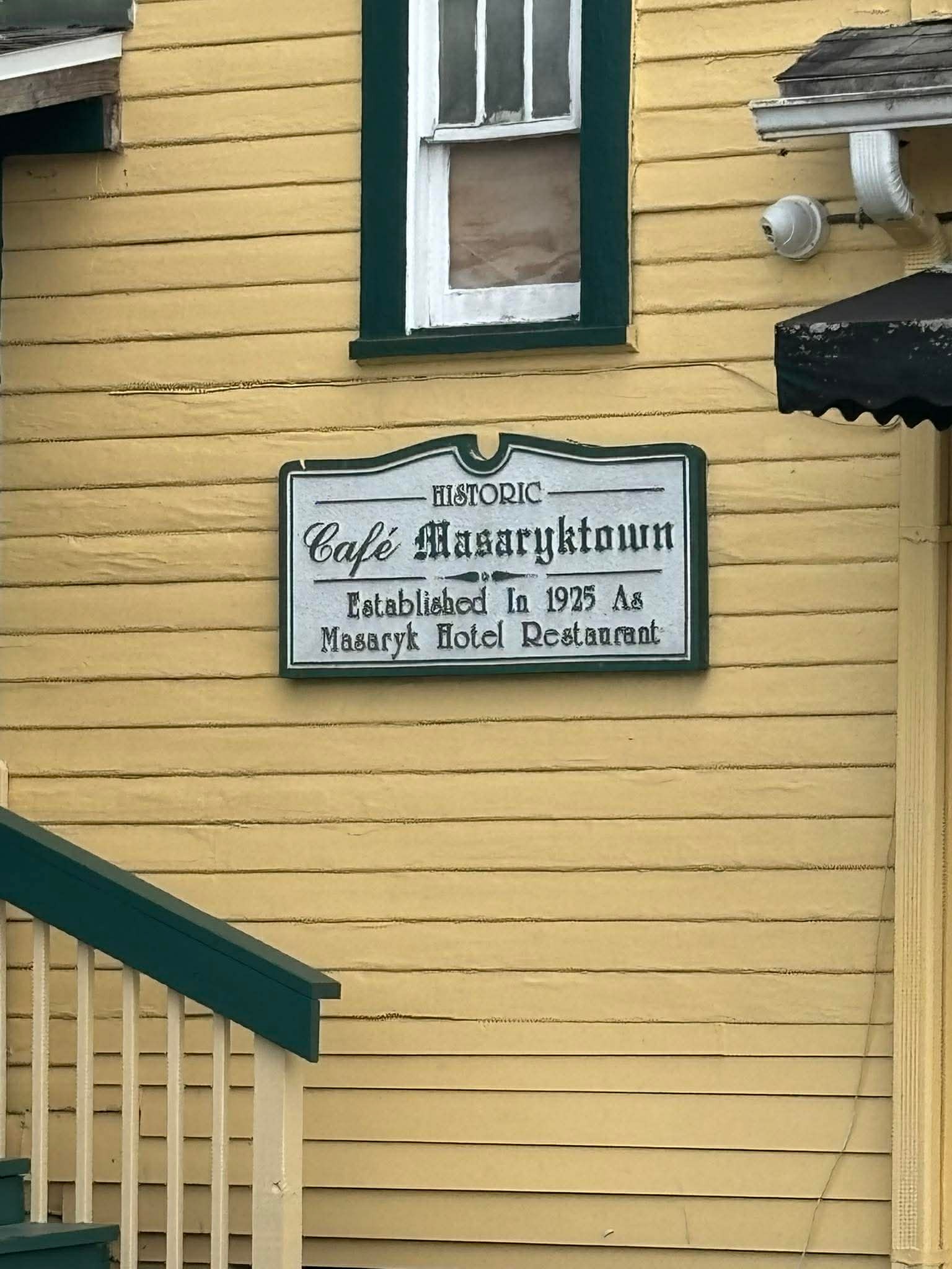 Takto vyzerá Masarykov hotel v mestečku Masaryktown.
