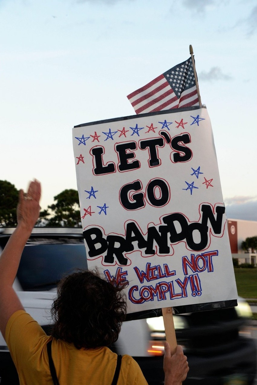 Fraza Idemo Brendone