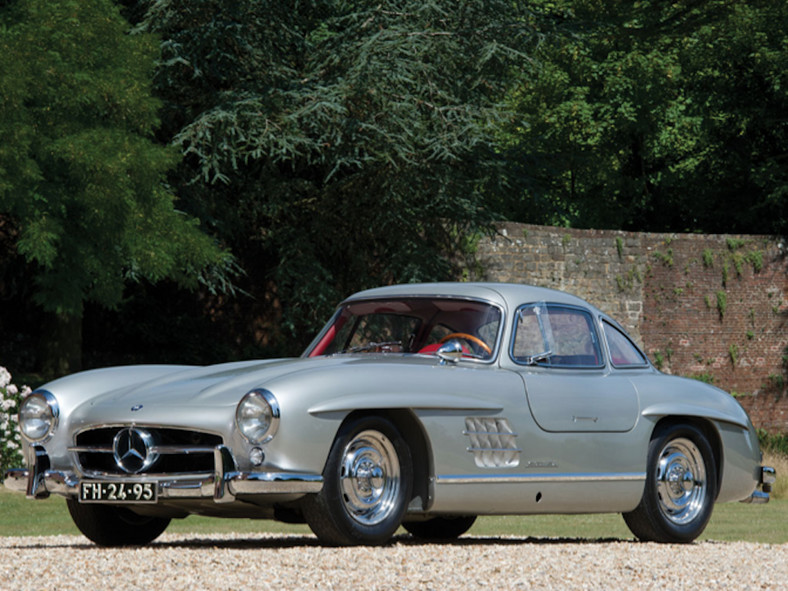 Sensacyjna aukcja 70 zabytkowych Mercedesów