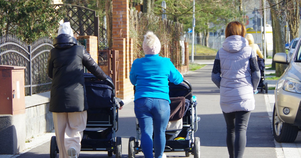 Češky proto rodí více dětí než Polky.  Jejich země utrácí méně než naše
