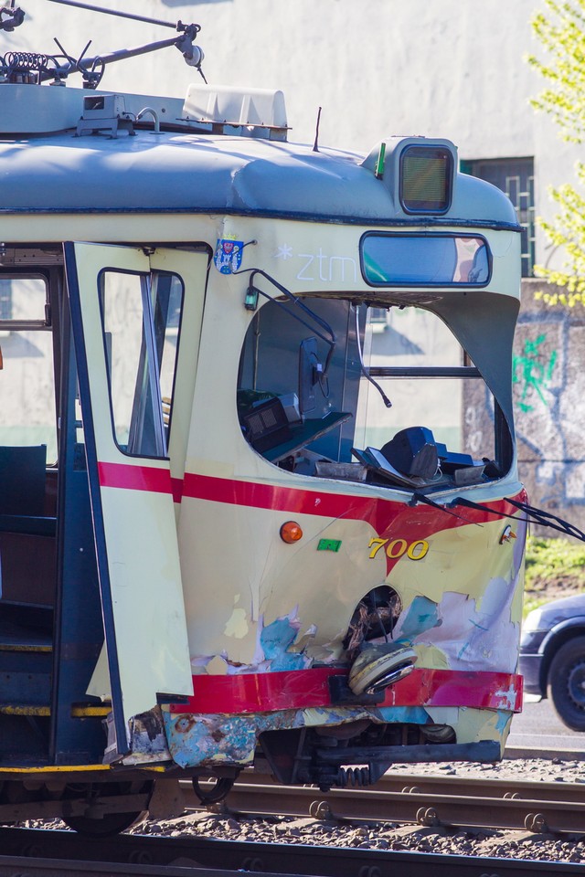 30 osób rannych w wypadku tramwajów w Poznaniu