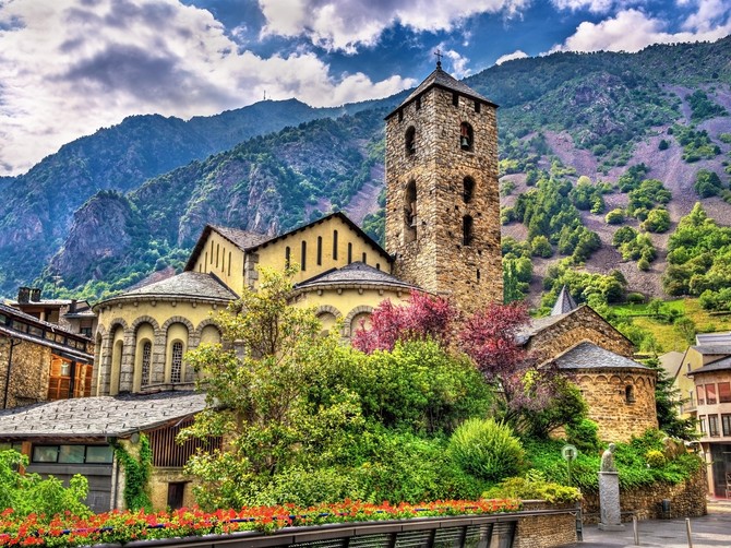 Evropska zemlja preklinje turiste da dođu: Priroda kao u Švajcarskoj i nema gužve