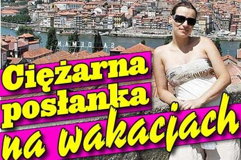 Ciężarna posłanka na wakacjach