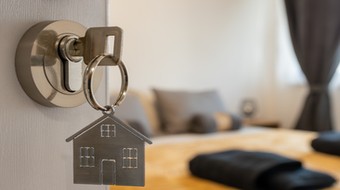 Czy można wycofać mieszkania z działalności i wynajmować je prywatnie?