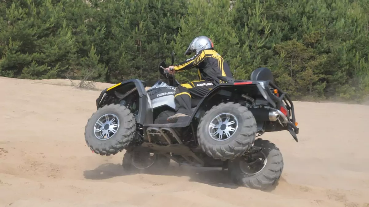 Prównanie mocnych quadów - Can-am Outlander 800R Max LTD kontra Can-am Outlander 800R