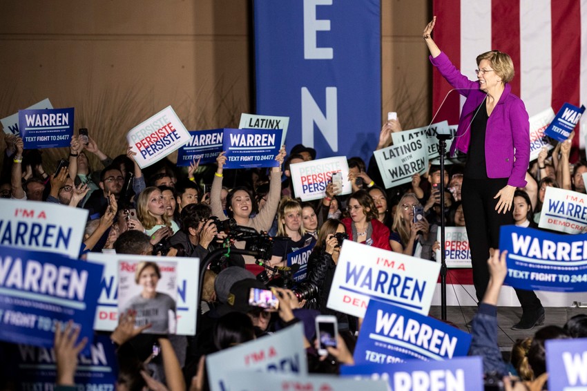 Izgubila čak i kod "kuće" - Elizabet Voren