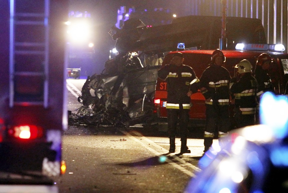 PRZYBĘDZA TRAGICZNY WYPADEK BUSA