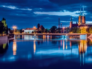 Wrocław jest jednym z najdynamiczniej rozwijających się miast w Polsce. Na tutejszych uczelniach studiuje ponad 100 tys. studentów.