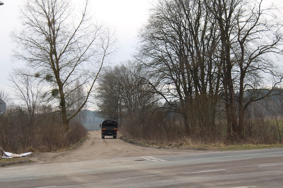 Popołudniowa zmiana w drodze na linię granicy