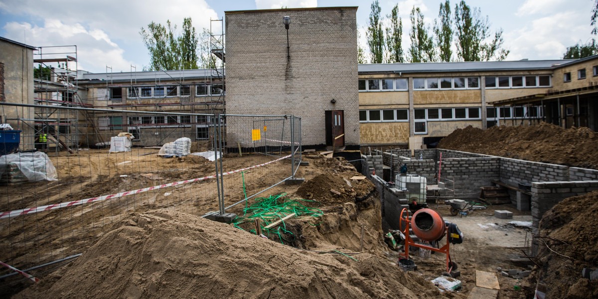 Remontują budynek pod szkołę