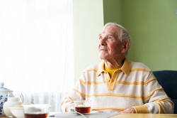 6246 zł dodatku do emerytury. Jedyny warunek, jaki trzeba spełnić, to wiek