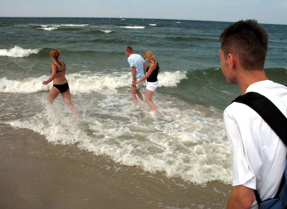 Chłodna i wietrzna końcówka wakacji nad Bałtykiem