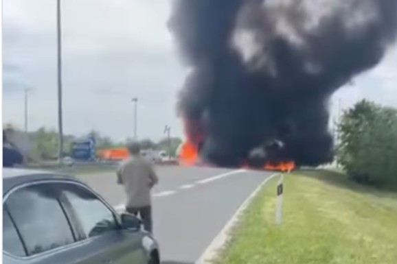 Odjekivale EKSPLOZIJE na auto-putu, vozač kamiona IZGOREO U KABINI! Stravična nesreća u Hrvatskoj: Očevici gledali kako im se horor odvija pred očima (VIDEO)