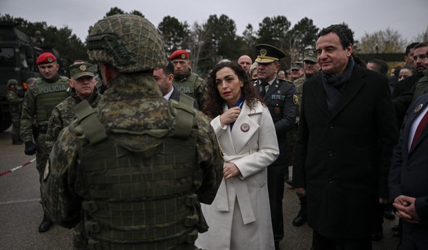 Aljbin Kurti, Vjosa Osmani