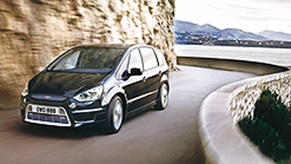 Ford S-Max - Minivan na sterydach