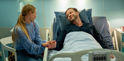 "Barwy szczęścia" odcinek 2472. Dominika odwiedza Sebastiana w szpitalu. Dawne uczucie wróciło?