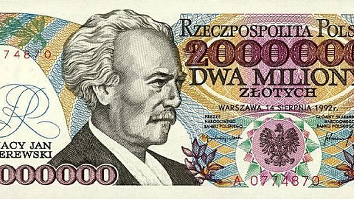 Dorobek Andrzeja Heidricha - projekty banknotów i ex-librisów, znaczków pocztowych oraz ilustracji do książek - prezentowany jest na wystawie w Narodowym Banku Polskim. W br. przypada 50-lecie współpracy NBP z grafikiem, który zaprojektował wszystkie banknoty, będące w użyciu od połowy lat 70.