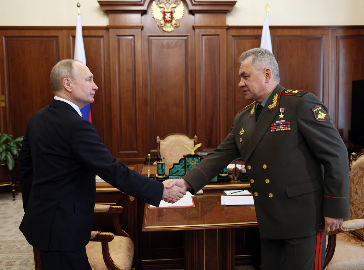 Władimir Putin i Siergiej Szojgu