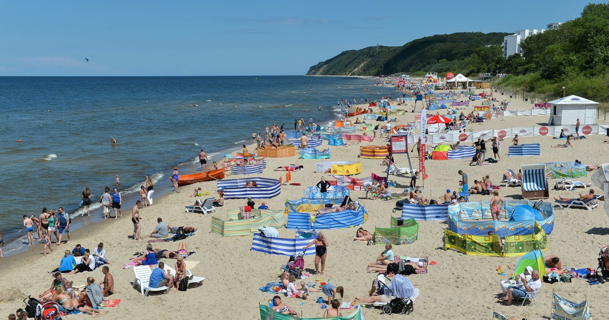 German tourists in Poland.  They praise the prices and… the highways