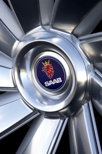 Generator pomaga w ruszaniu, wyprzedzaniu, oszczędzaniu paliwa i ładowaniu baterii. Rozwiązanie umie także odzyskiwać energię z hamowania