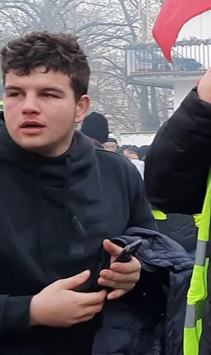 Poszukiwani przez policję uczestnicy zamieszek przed Sejmem