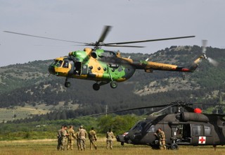 Gen. Różański: Ćwiczyć na wojnę, nie na pokaz [WYWIAD]