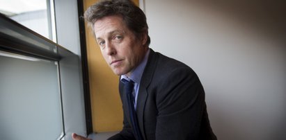 Hugh Grant w tarapatach. Ma trzecie już...