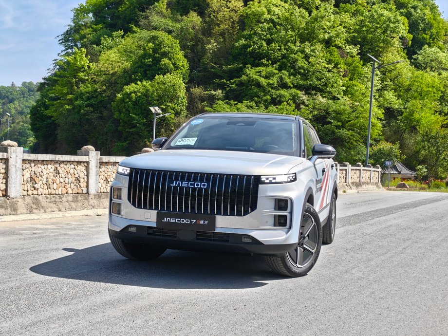 chi-ski-suv-kr-lem-niskiego-spalania-dwa-dni-z-nowym-jaecoo-7