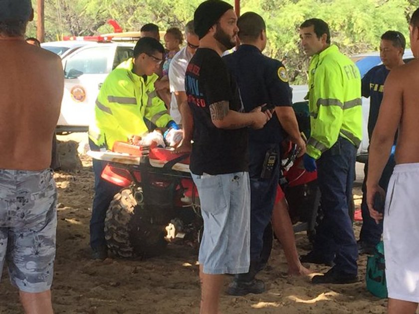 Krwiożerczy rekin odgryzł udo znanemu surferowi!