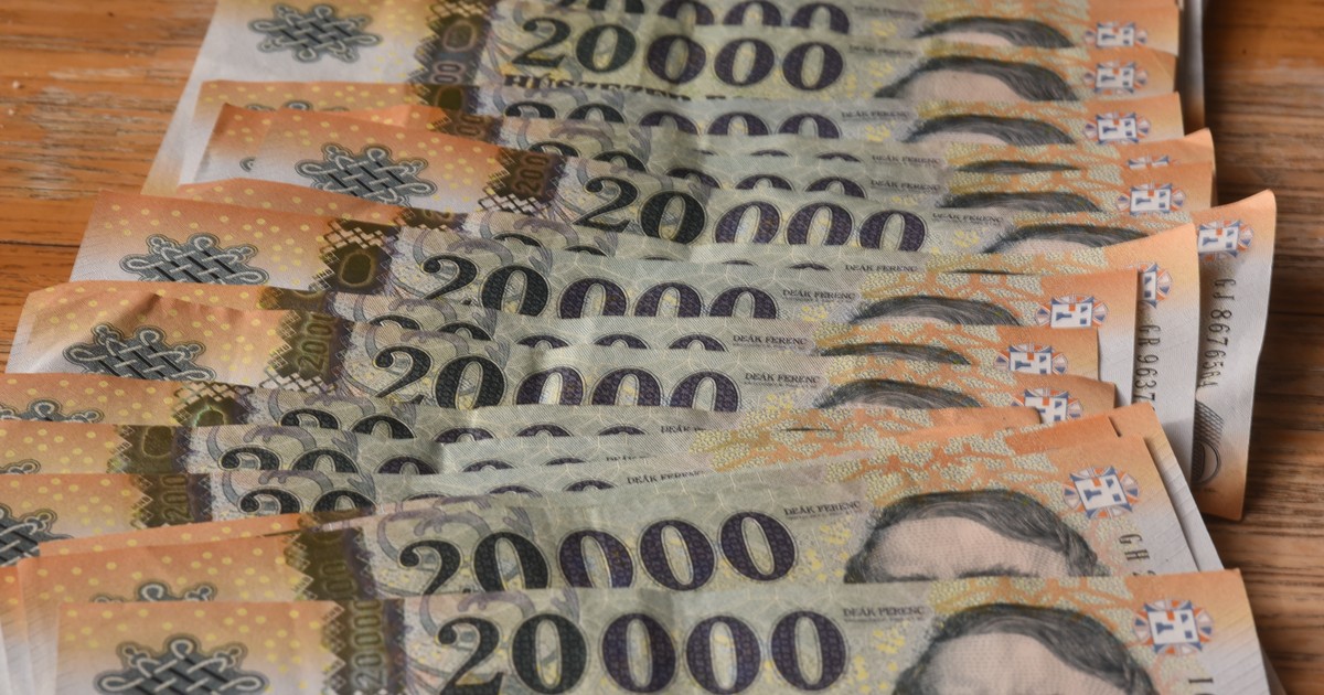 Megjelent a törvény, egy hét múlva már üdülőre is költhető a lakástakarék