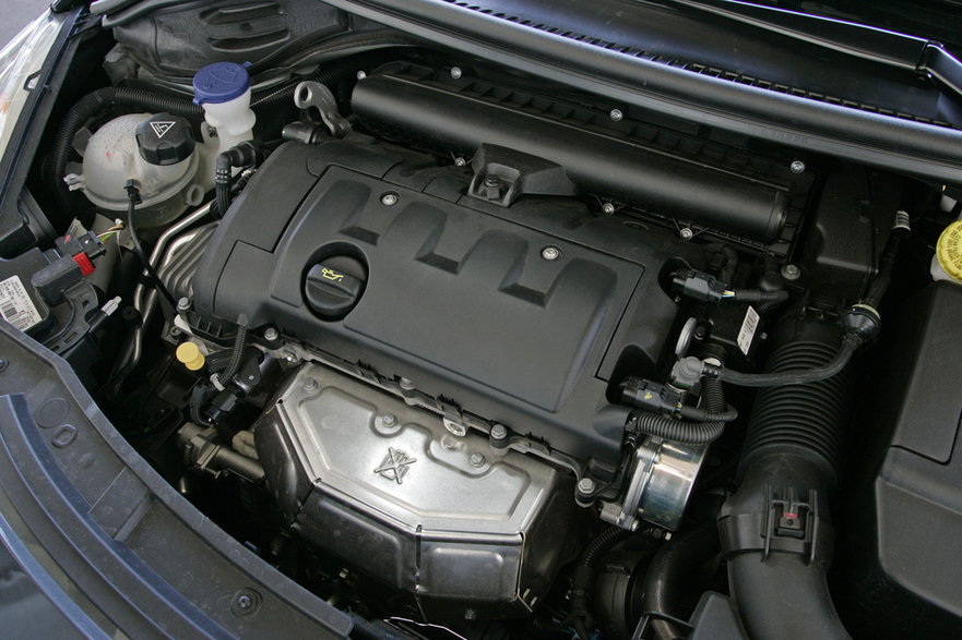 1.6 VTi – wolnossący benzyniak serii Prince powstał we współpracy z BMW. 
Niewiele pali, jednak nie jest idealny pod względem trwałości