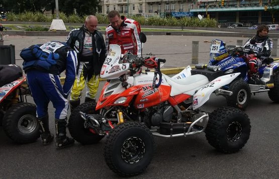 Rajd Dakar 2010: Sonik był liderem, Przygoński i Hołowczyc - 7. (1. etap na żywo, wyniki)