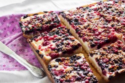 Ciasto borówkowe. Pyszny przepis od Ewy Wachowicz