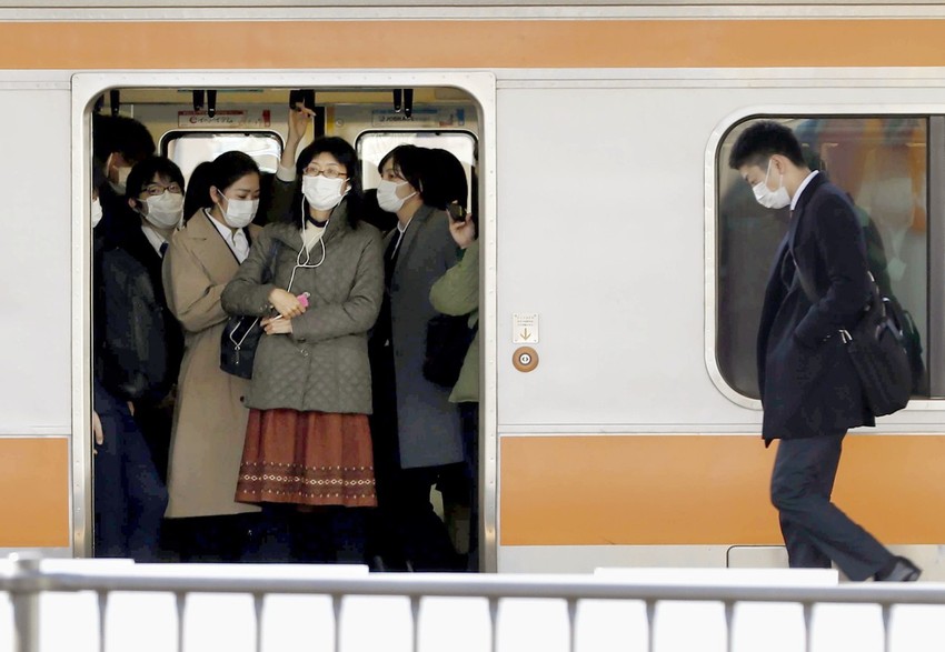 Krcati tokijski metro