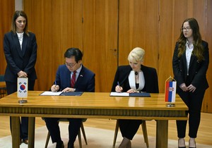 Jeo Han-Ku i Jagoda Lazarević