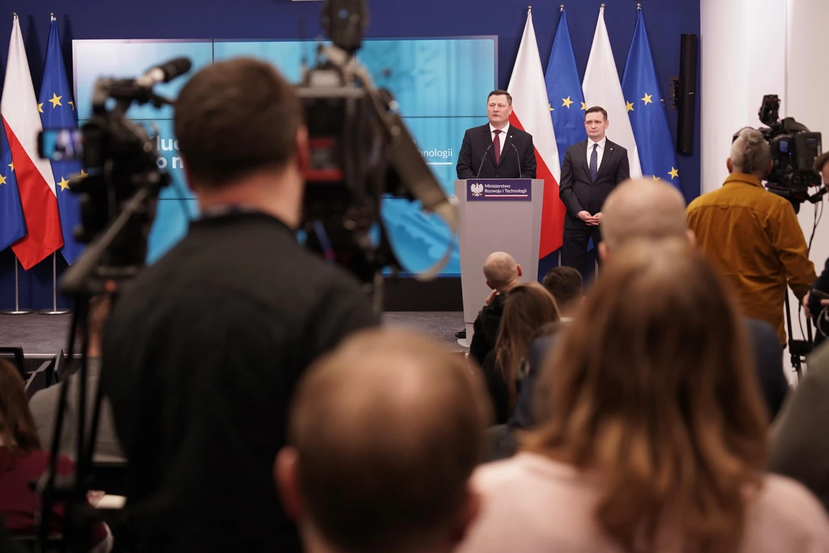 Program "Pierwsze klucze" 2025 - kiedy start? Budowa domu, kupno mieszkania ze wsparciem od rządu! Nowy program mieszkaniowy zastąpi "Mieszkanie na start"