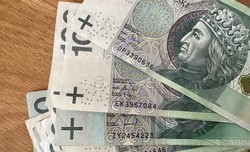 Wzrost świadczenia wspierającego do 9460 zł miesięcznie? Od kiedy? Sejm rozpatruje projekt