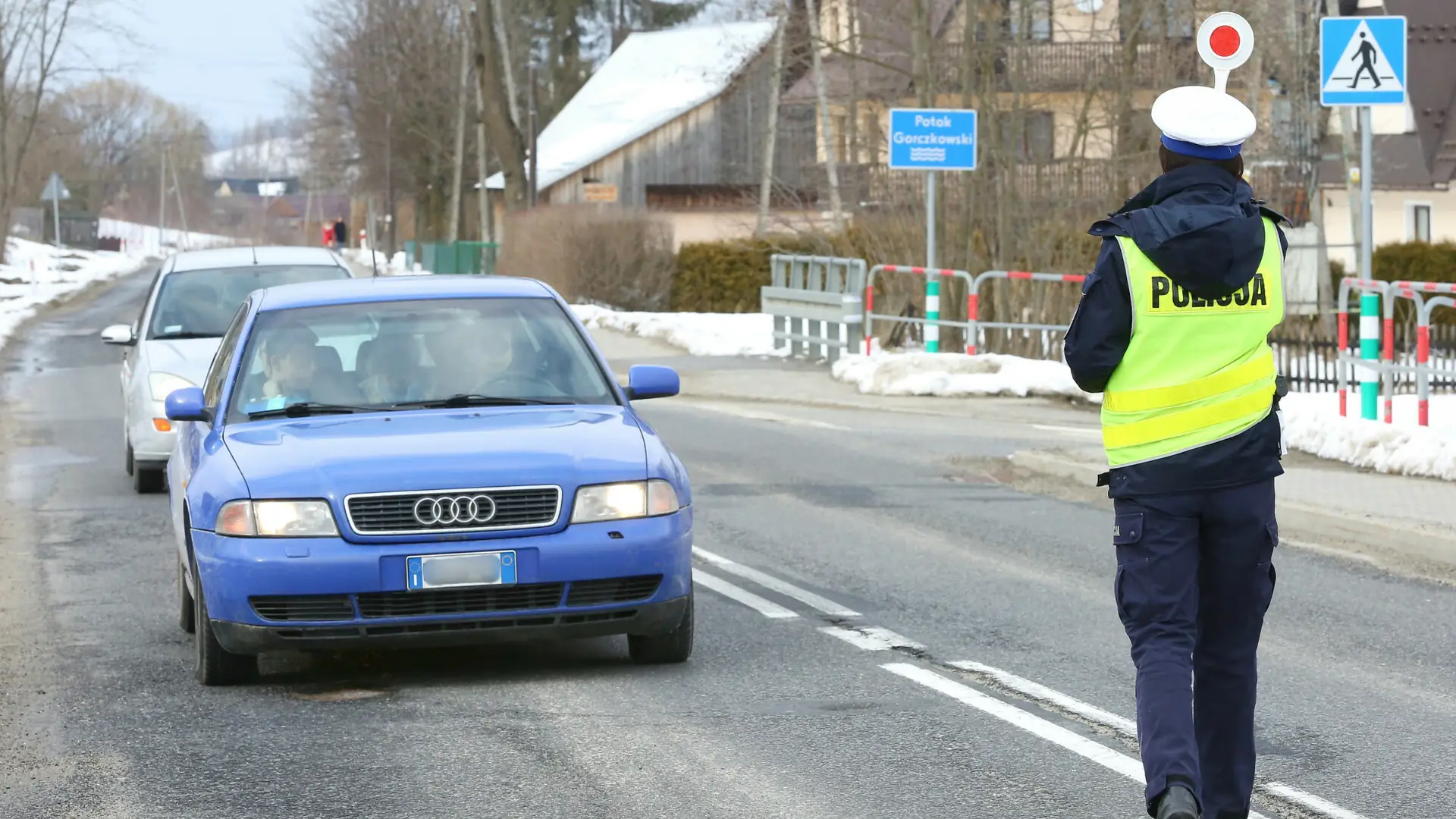 Gwiazdy prowadzące po alkoholu to problem. "Myślą, że mogą więcej"