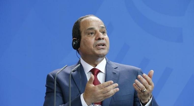 Egypt's President Abdel Fattah al-Sisi addresses a joint news conference with German Chancellor Angela Merkel following talks at the Chancellery in Berlin, Germany June 3, 2015.       REUTERS/Fabrizio Bensch