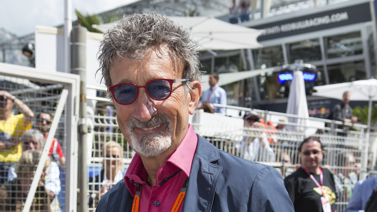 Były szef zespołu Formuły 1 Eddie Jordan uważa, że nadszedł najwyższy czas, aby Bernie Ecclestone usunął się w cień i oddał władzę w królowej sportów motorowych komuś innemu.