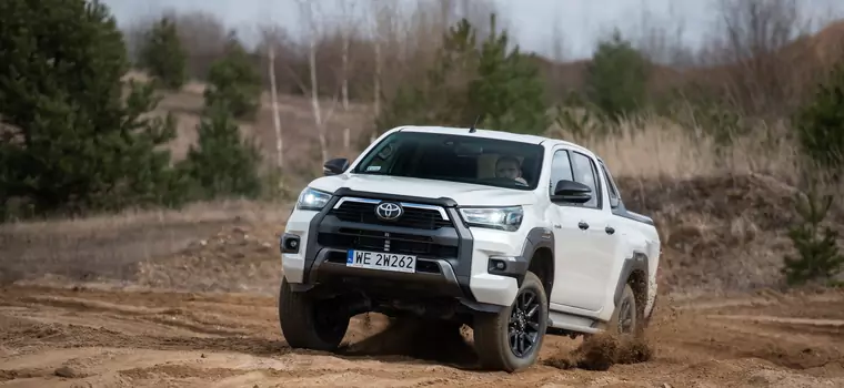 Toyota Hilux – sprawdzamy w terenie nową odsłonę pikapa