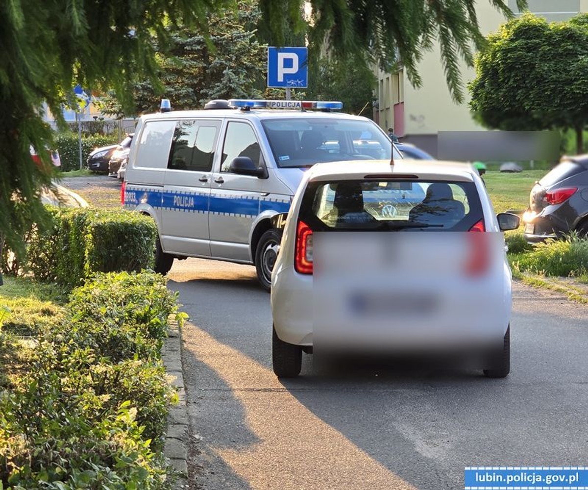 Pijany 80-latek za kierownicą. Po zatrzymaniu tłumaczył się w dziwny sposób