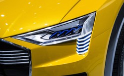 Benzyna to przeżytek? Polski projektant i jego rewolucyjne auto na wodór [WIDEO i ZDJĘCIA]